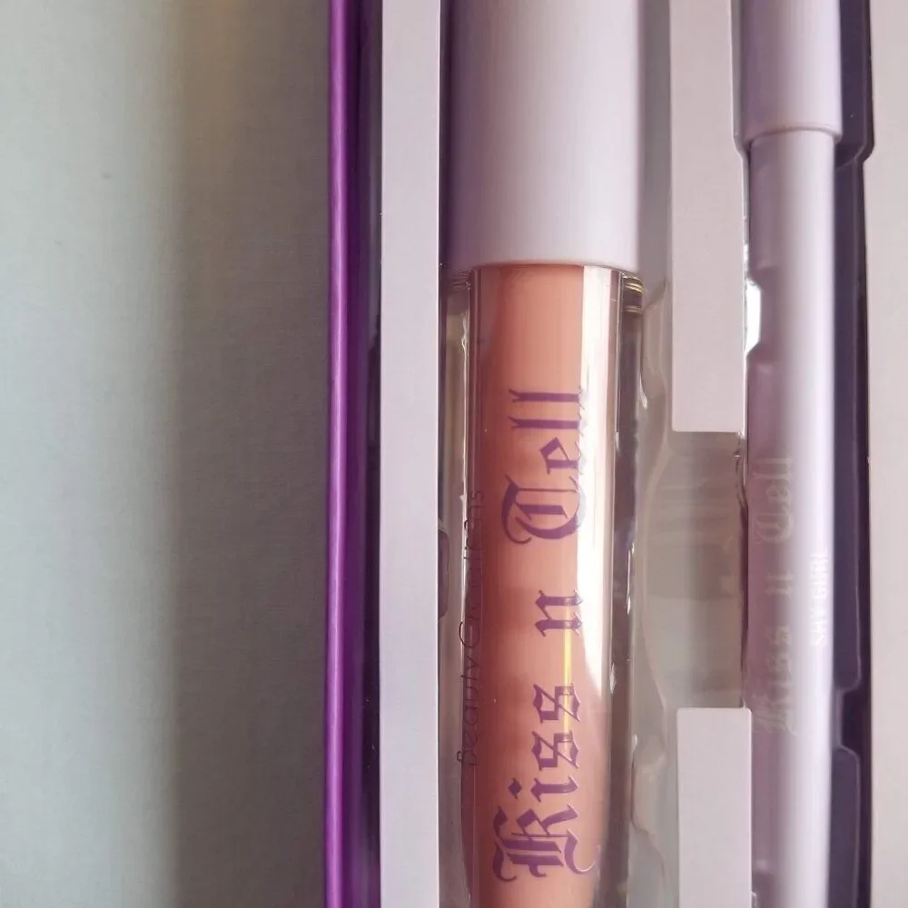 Beauty Creations - Baby Girl Lip Duo in Kiss N Tell: Shy Girl (Deep-brown Line)
